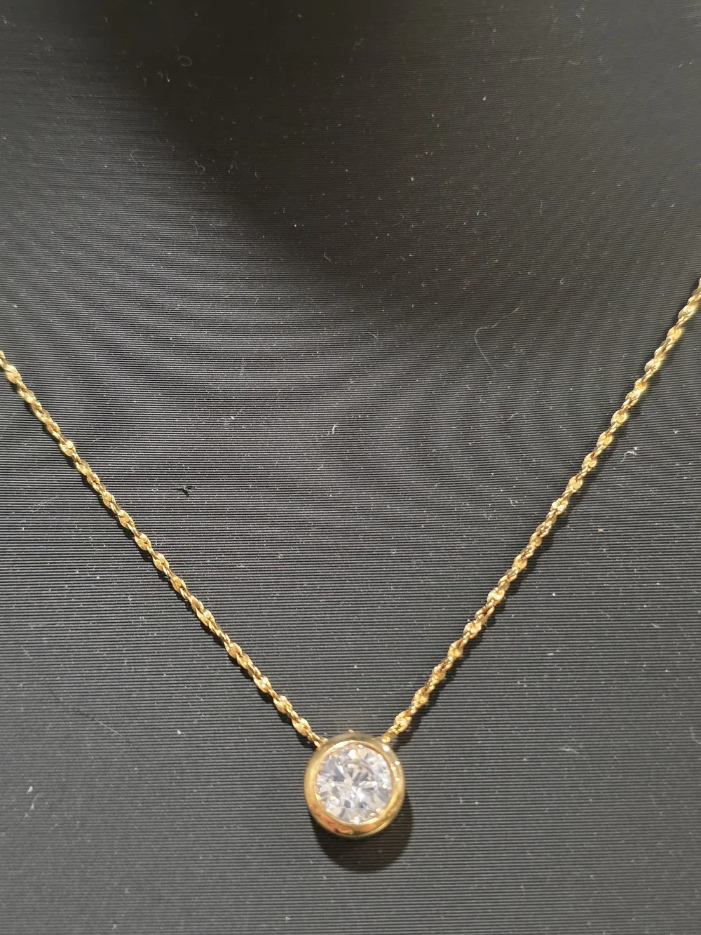 Avon Gold-Tone Necklace with Clear Round Stone - Picture 2 of 6